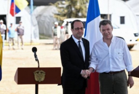 French President Hollande visits Colombia rebels